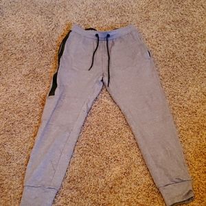 American Eagle joggers